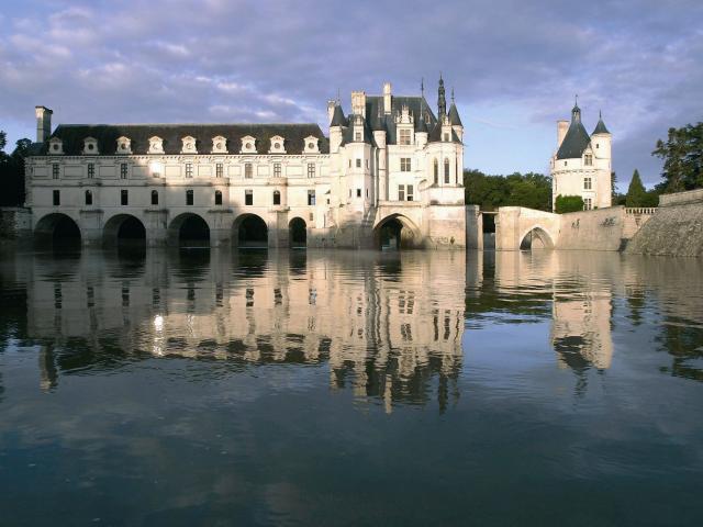 chenonceau-reflet-imagedemarc.jpg