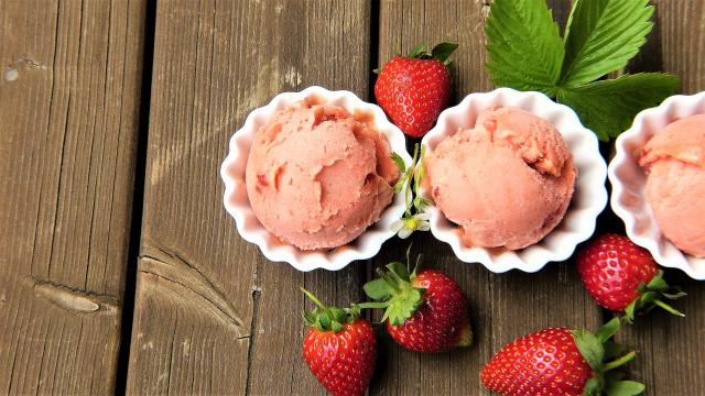 cup of strawberry ice cream with artisanal liquor